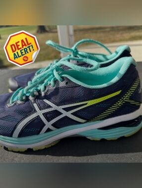 ASICS GT-2000 6 | Unisex Blue Coast Performance | Women’s 10 / Men’s 8.5